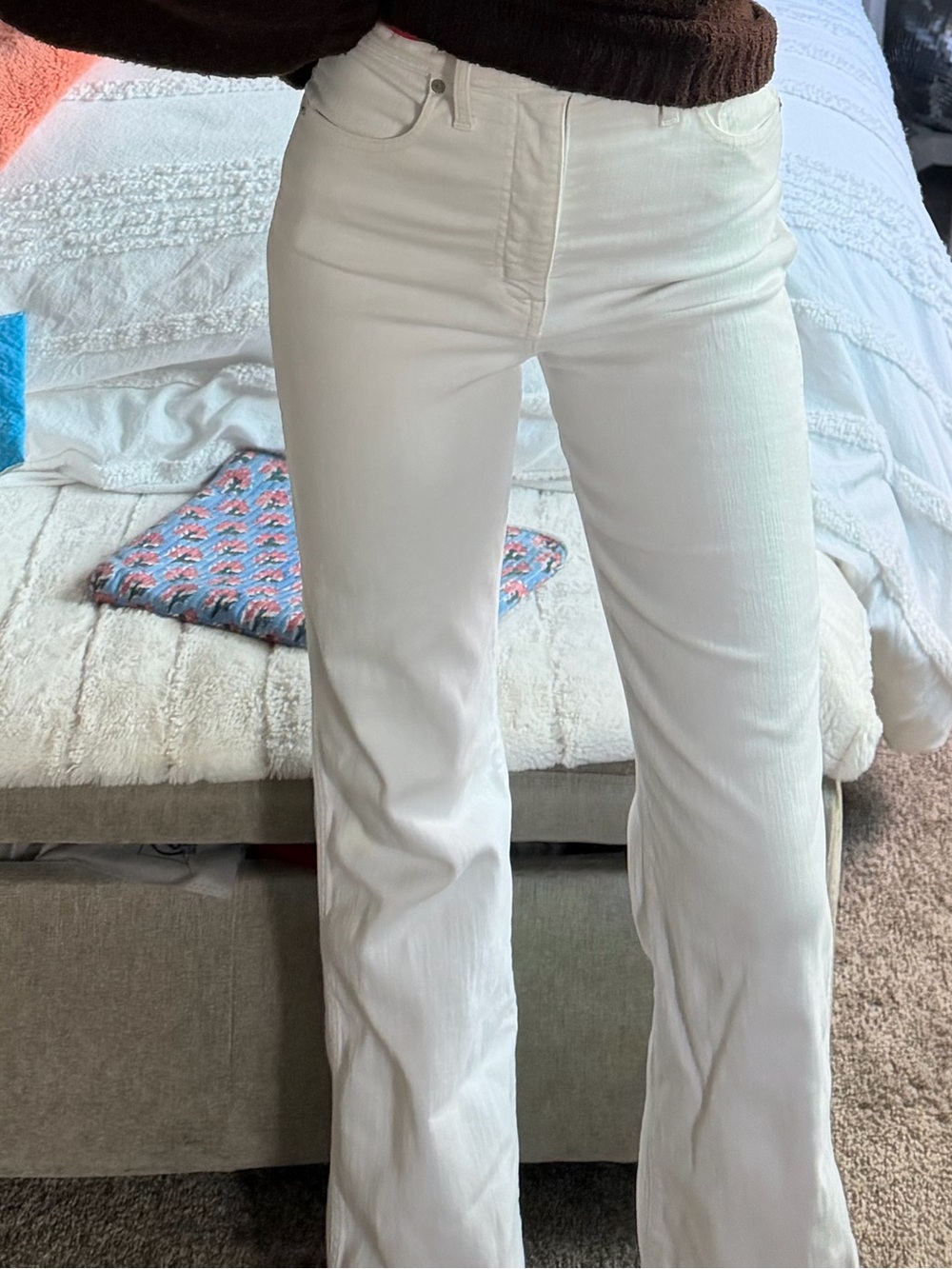 Madewell High-Rise Straight-Leg Jeans in Off-White